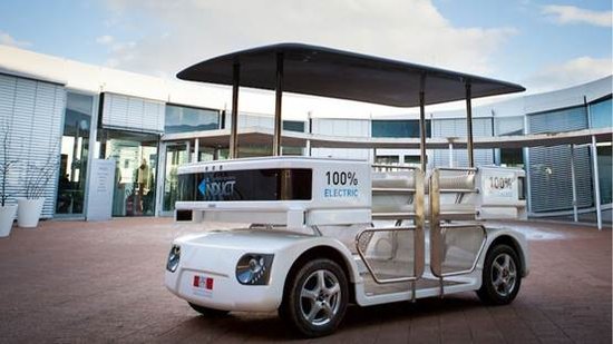 首款商用版无人驾驶智能汽车推出 售价150万元