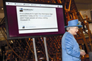英女王发首条推特消息 被赞2.8万次转发2.9万次