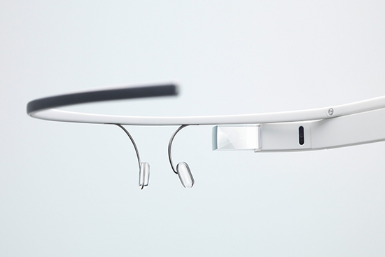 研究人员将谷歌眼镜变成健康感应器