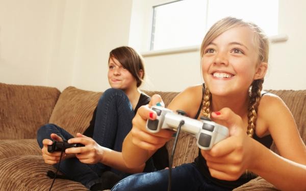 彭博社：索尼PS4如何吸引手游玩家成挑战