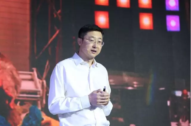 微鲸CEO李怀宇：VR绝对是下一个万亿级的风口