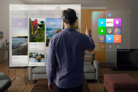 微软HoloLens开发者版将于一年内推出
