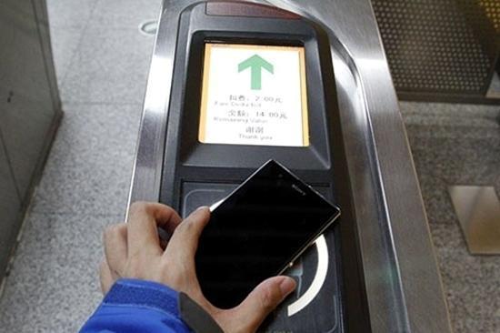 北京地铁推出“手机一卡通” 但iPhone用不了