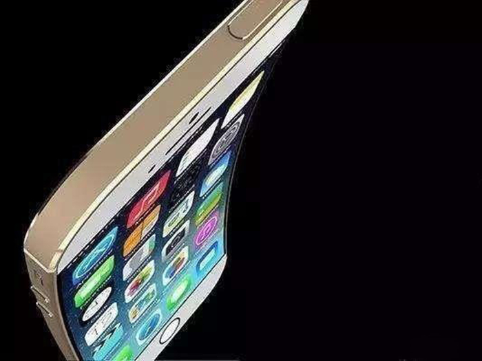  iPhone未来可能要弯 苹果获曲面屏专利