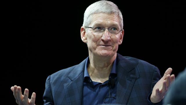特朗普：库克承诺苹果将在美国建三座大厂