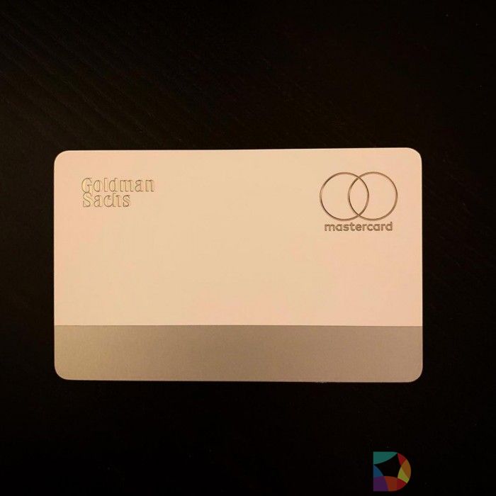 钛合金材质：Apple Card实体信用卡真面目