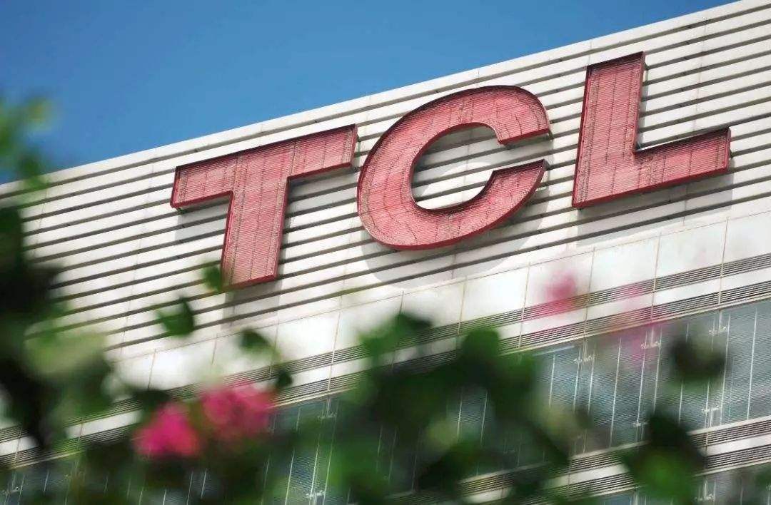 再次增持提振士气，TCL集团回购2000万股票，业务转型信心十足