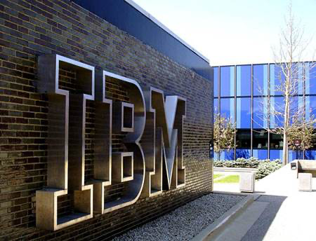  IBM再度断腕，拆分基础设施服务部门，全面拥抱云计算