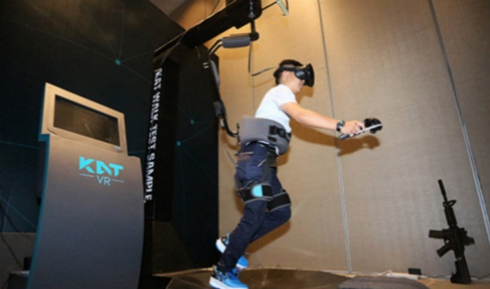 VR跑步机PK空间位置追踪 谁能许VR一个自由未来？