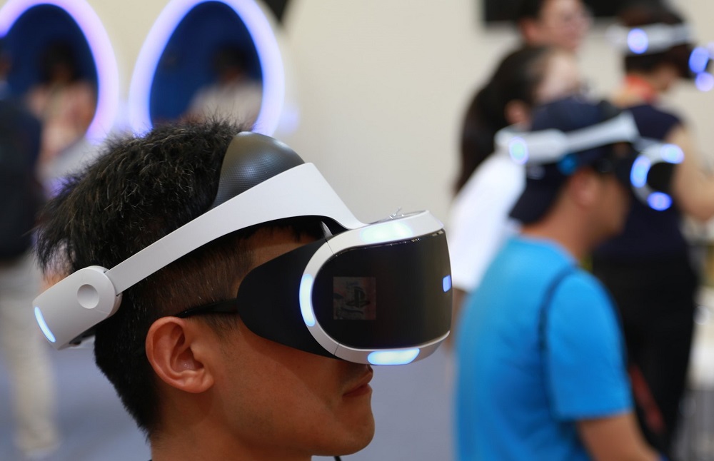 黑五虽无促销,PS VR依然是最热门的VR硬件产品