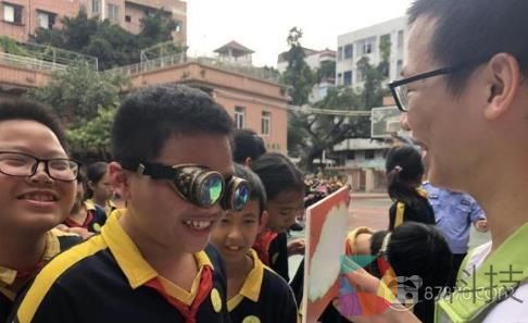 国际禁毒日来临，广州小学生用VR体验“毒”后感