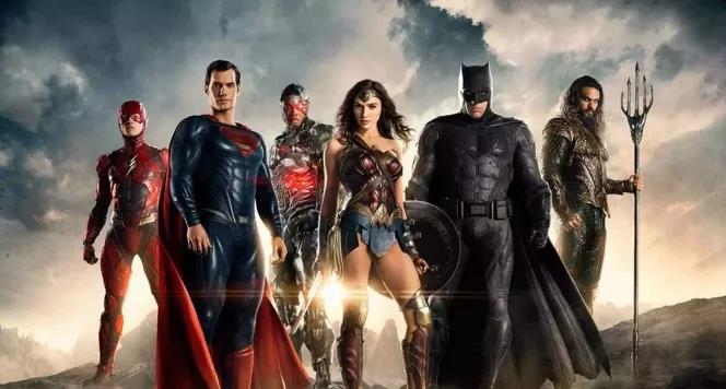 蝙蝠侠+超人顶配的《正义联盟》为何还卖不过一部《雷神3》？