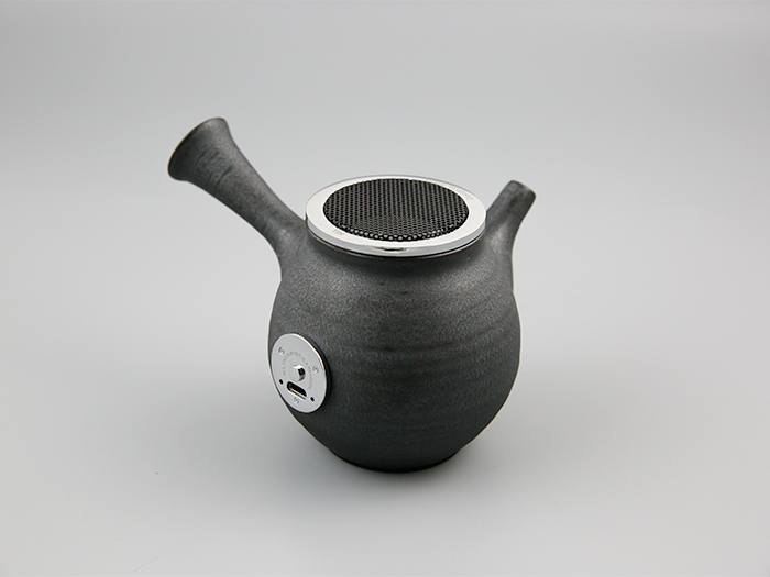 时尚与传统的完美结合 TIN用陶瓷打造出会唱歌的茶壶